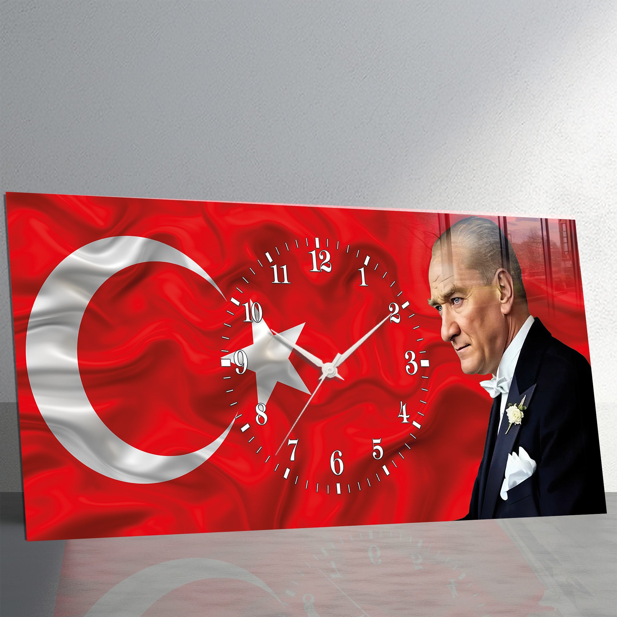 Kırmızı Türk Bayraklı Saatli Temperli Cam Saat –Atatürk Portresi  Tasarım, Premium UV Baskı Duvar Saati