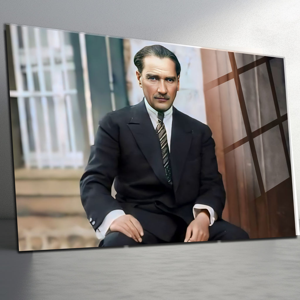 Atatürk Temalı Temperli Cam Duvar Tablosu – Premium UV Baskı, Modern & Şık Dekor