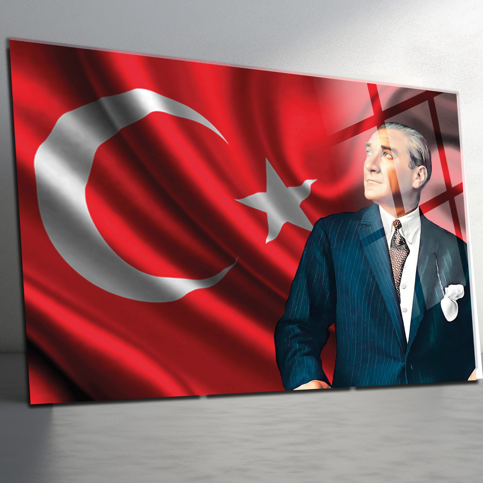 Atatürk Temalı Temperli Cam Duvar Tablosu – Premium UV Baskı, Modern & Şık Dekor