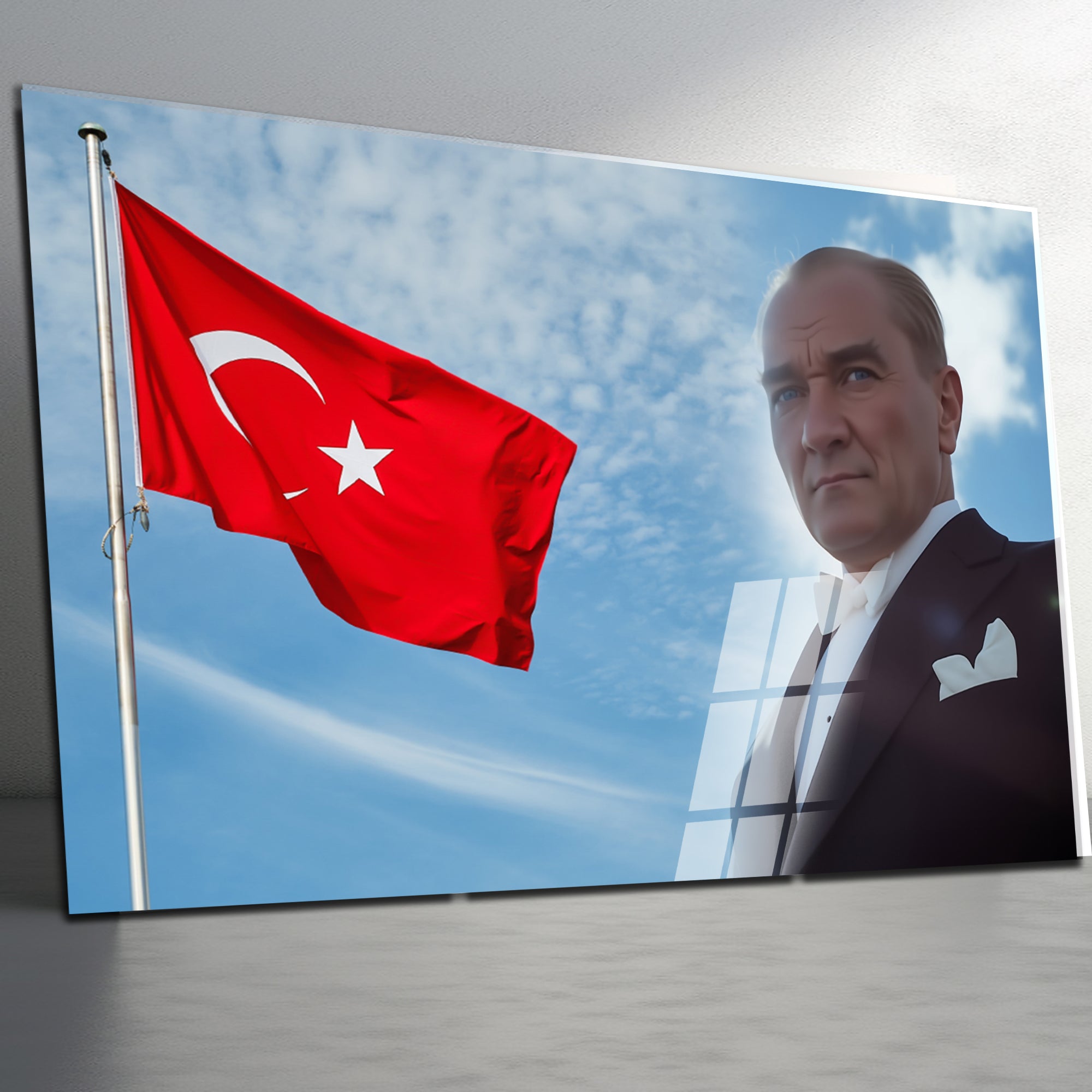 Atatürk Temalı Temperli Cam Duvar Tablosu – Premium UV Baskı, Modern & Şık Dekor