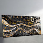 Temperli Cam İslami Duvar Saati – İnne Me’al Usri Yusrâ Ayeti, Siyah Gold Dalgalı Mermer Tasarım