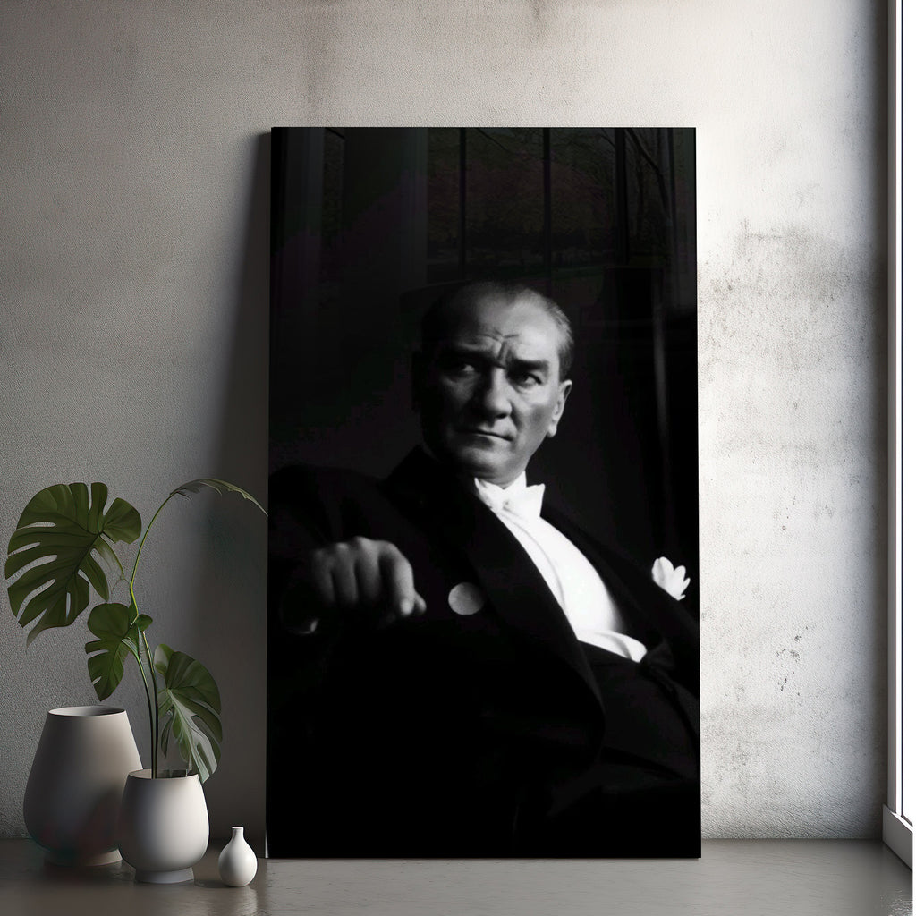 Atatürk Temalı Temperli Cam Duvar Tablosu – Premium UV Baskı, Modern & Şık Dekor (Kopya)