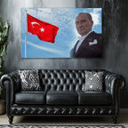 Atatürk Temalı Temperli Cam Duvar Tablosu – Premium UV Baskı, Modern & Şık Dekor