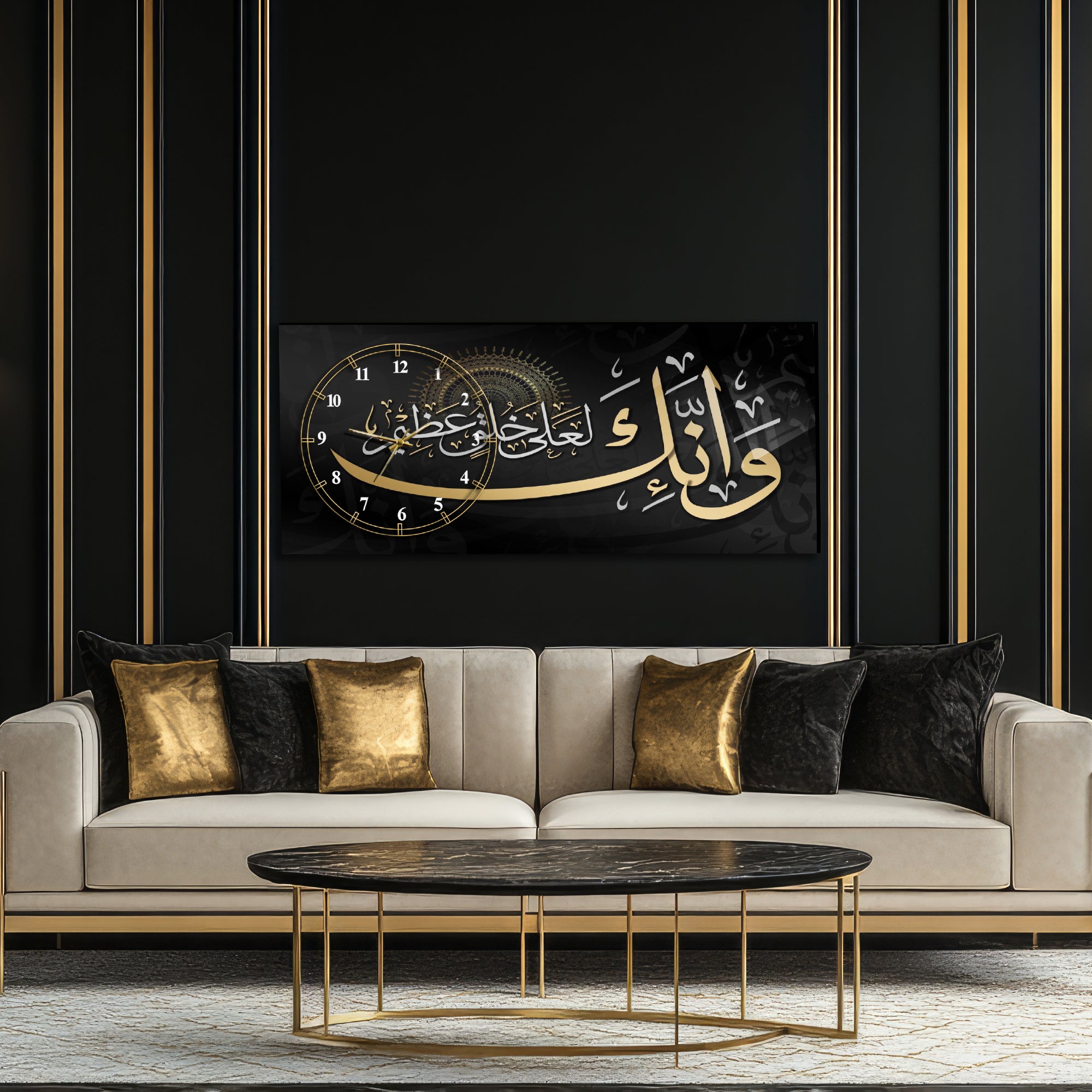 Temperli Cam İslami Duvar Saati – Ve inneke le’alâ khuluqin azîm Hat Sanatı, Siyah Gold Tasarım