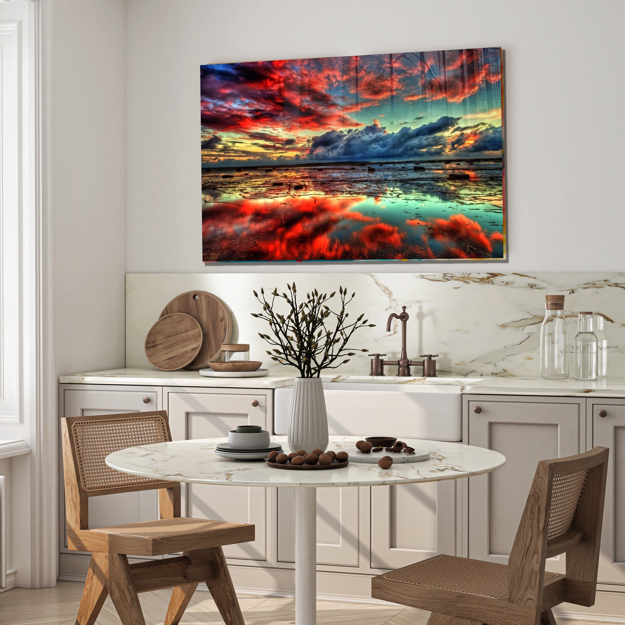 Kırmızı ve Mavi Gün Batımı Yansımalı Cam Tablo – Modern Manzara Duvar Dekoru