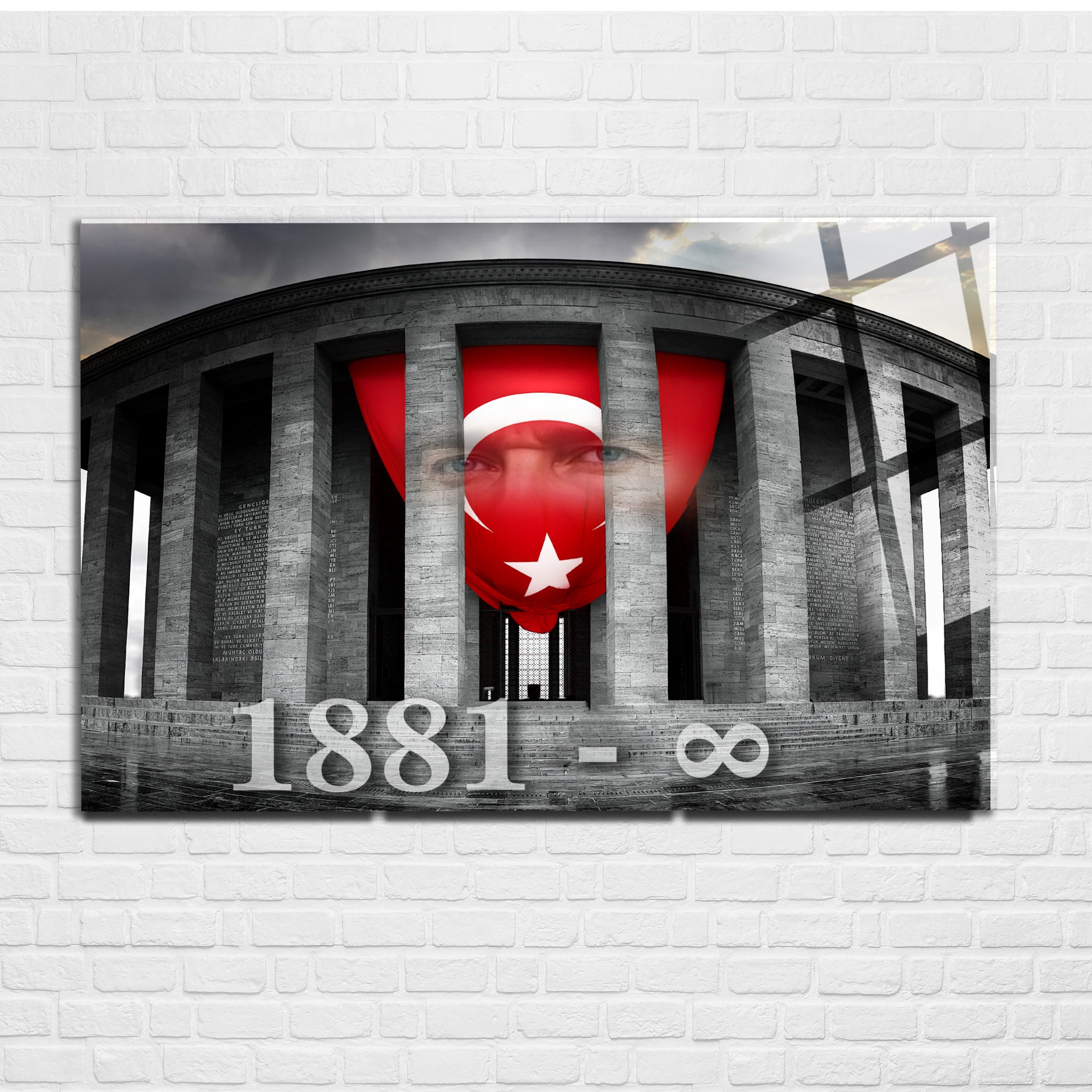 Atatürk Temalı Temperli Cam Duvar Tablosu – Premium UV Baskı, Modern & Şık Dekor