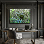 Kara Hindibağ Temalı Vitray Görünümlü Temperli Cam Tablo – Renkli Doğa Duvar Dekoru